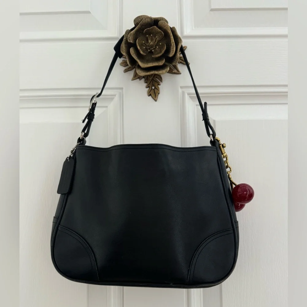 Coach | vintage | butter leather | 8148 shoulder bag purse